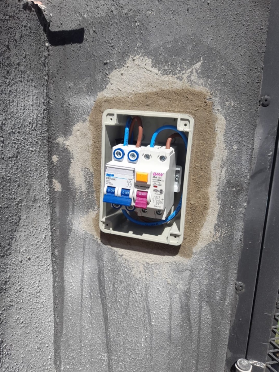 Instalación de Acometida y Tablero