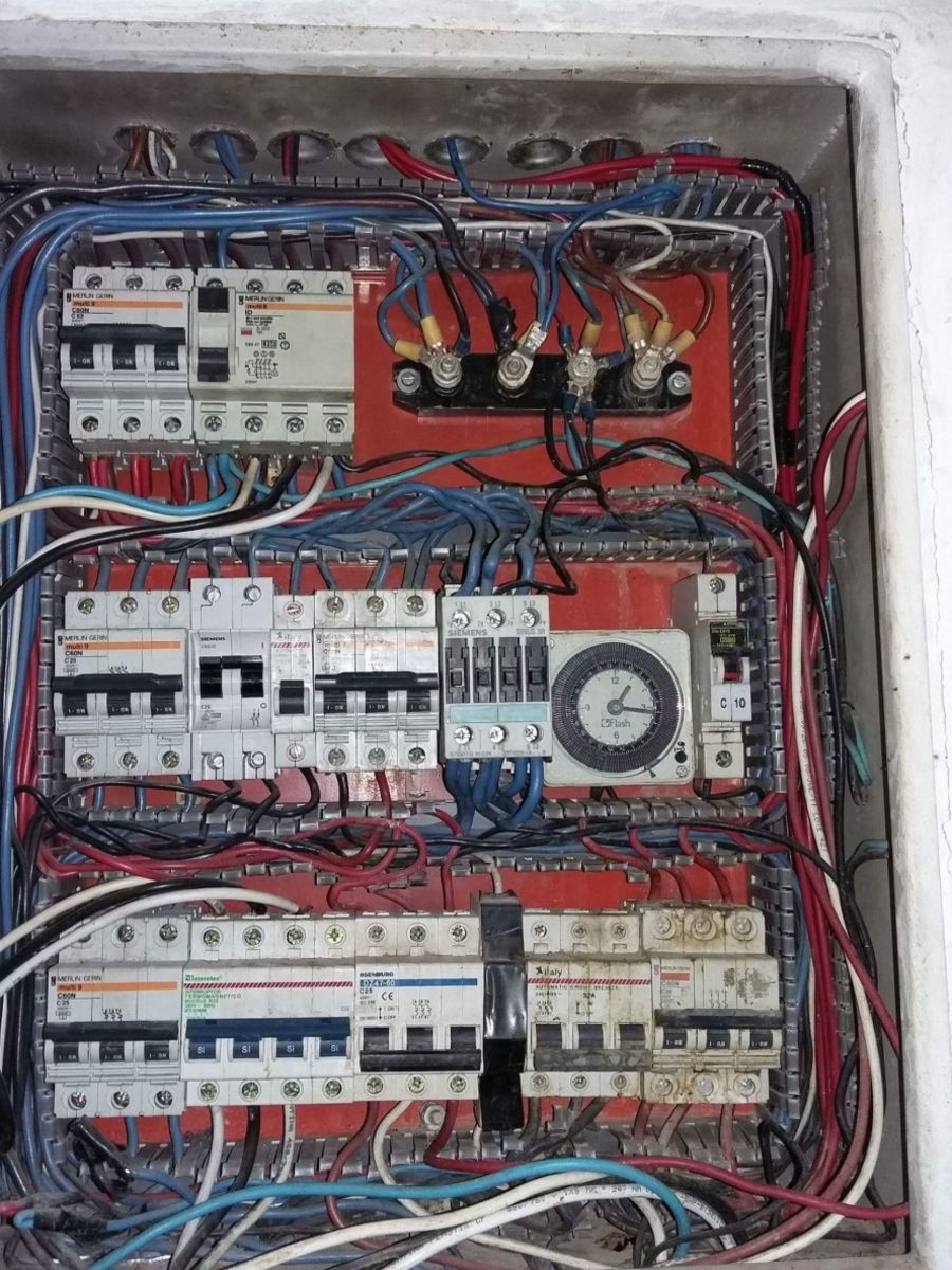 Tableros industriales avanzados