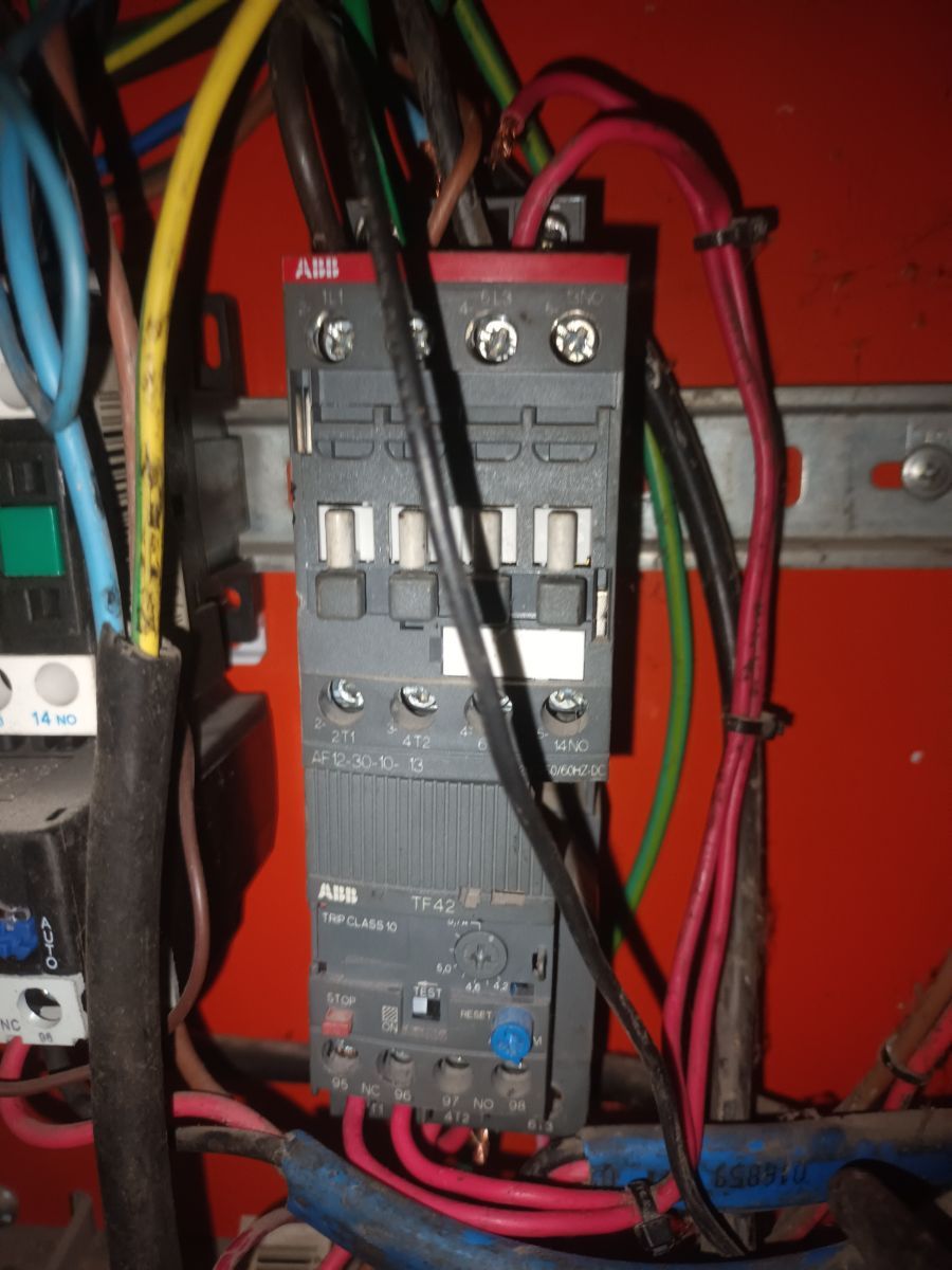 Contactores y protección eléctrica